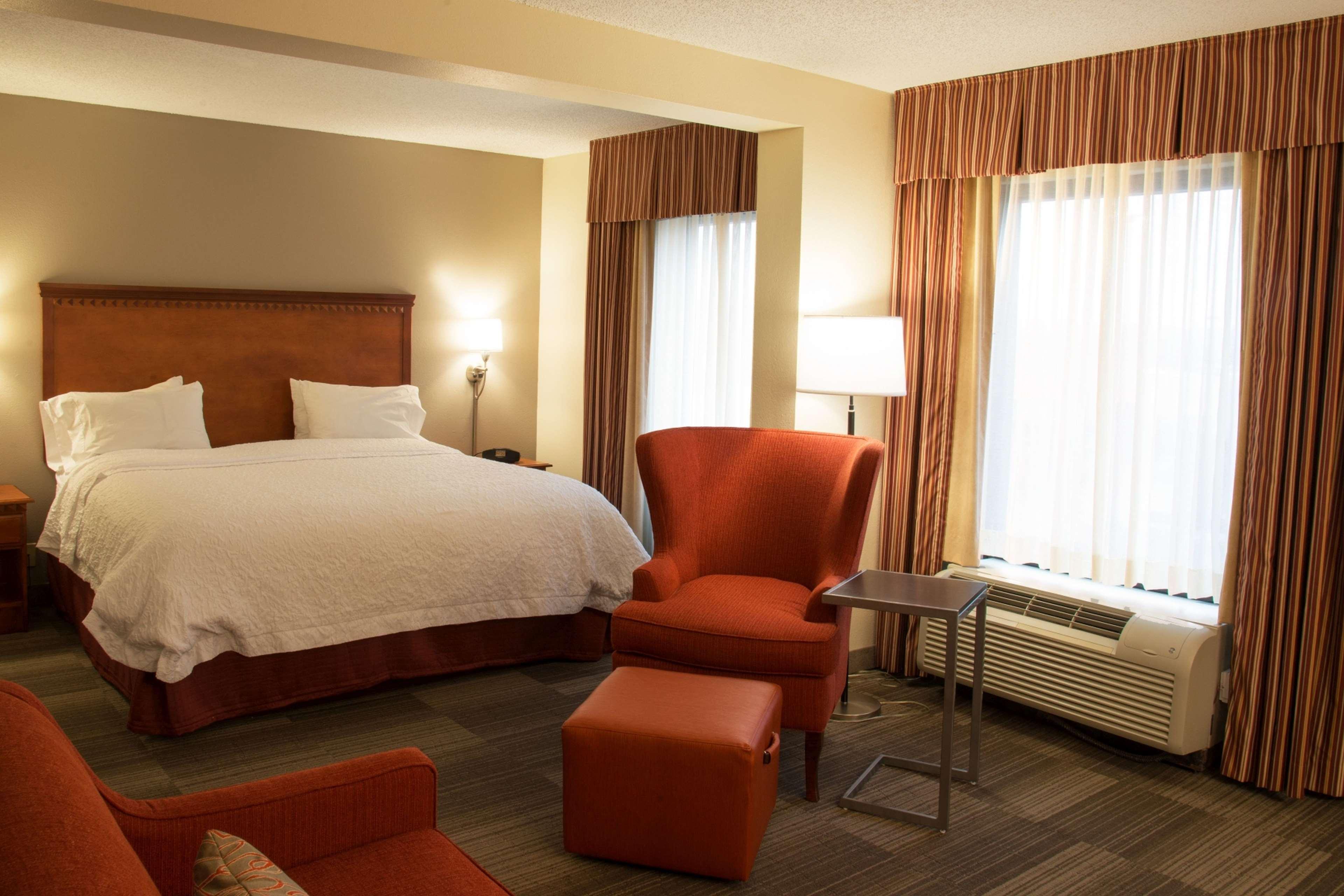 Hampton Inn Charleston-Southridge מראה חיצוני תמונה