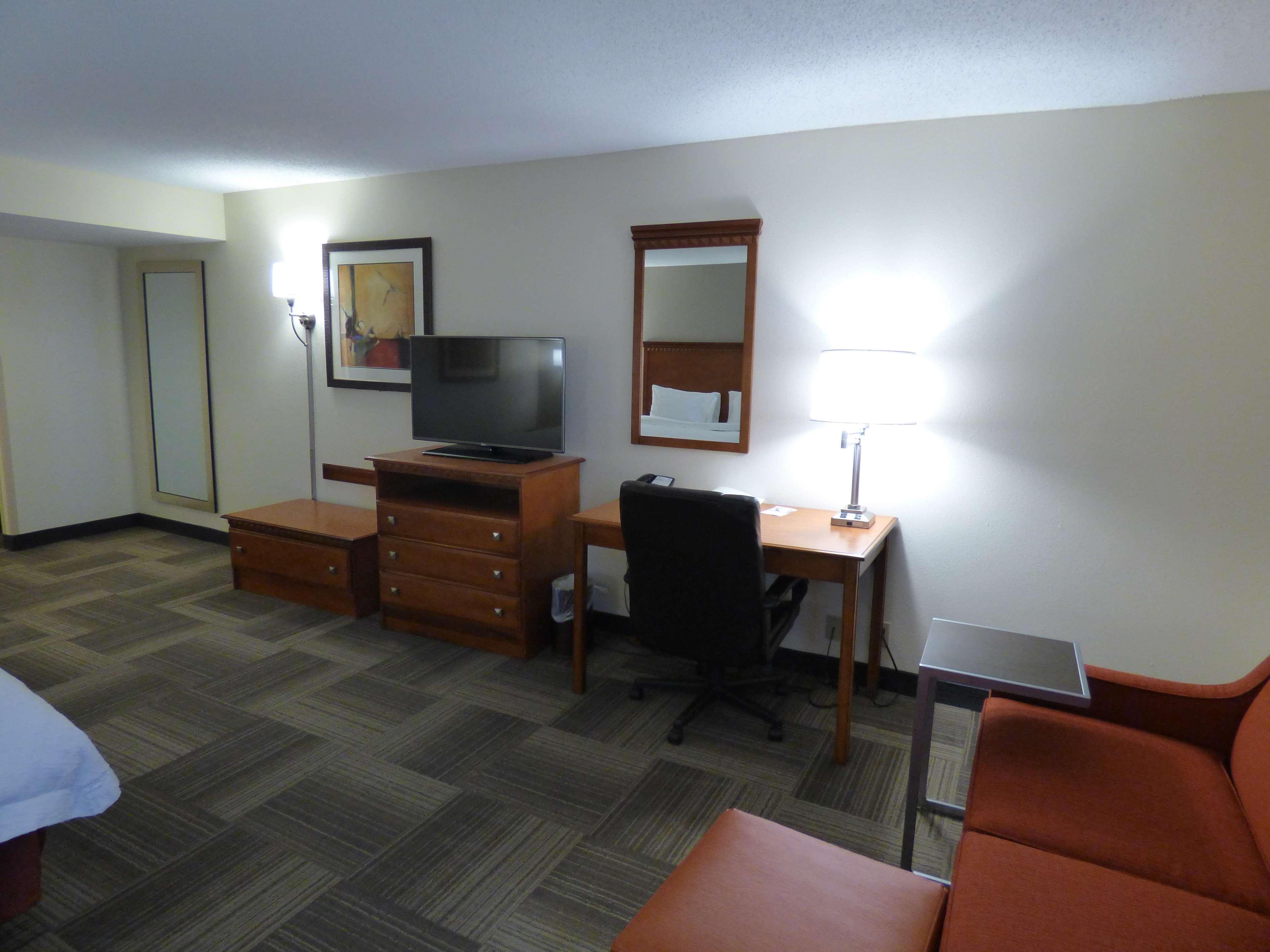 Hampton Inn Charleston-Southridge מראה חיצוני תמונה