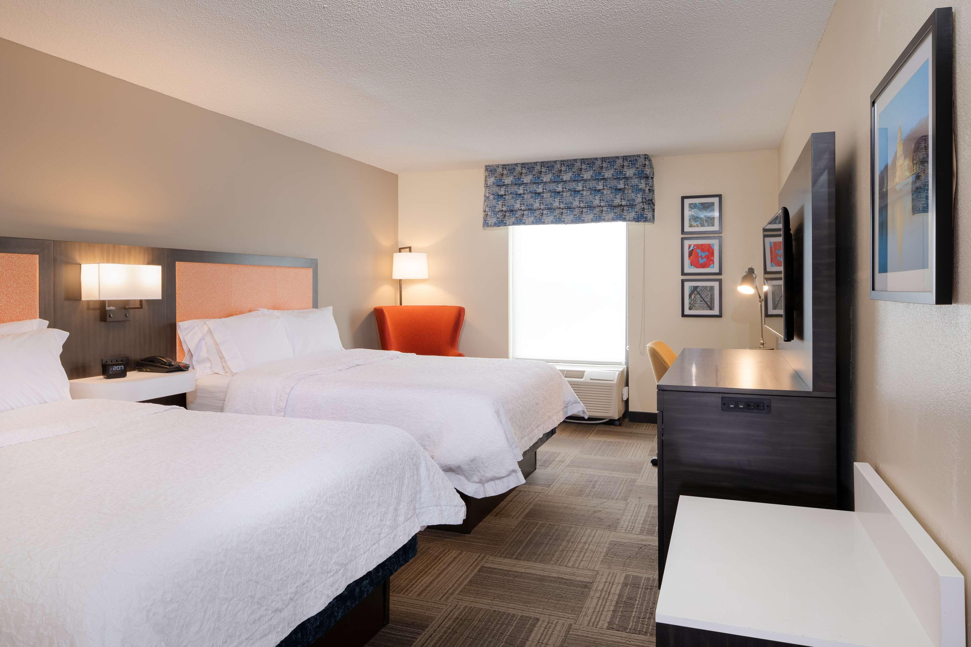 Hampton Inn Charleston-Southridge מראה חיצוני תמונה