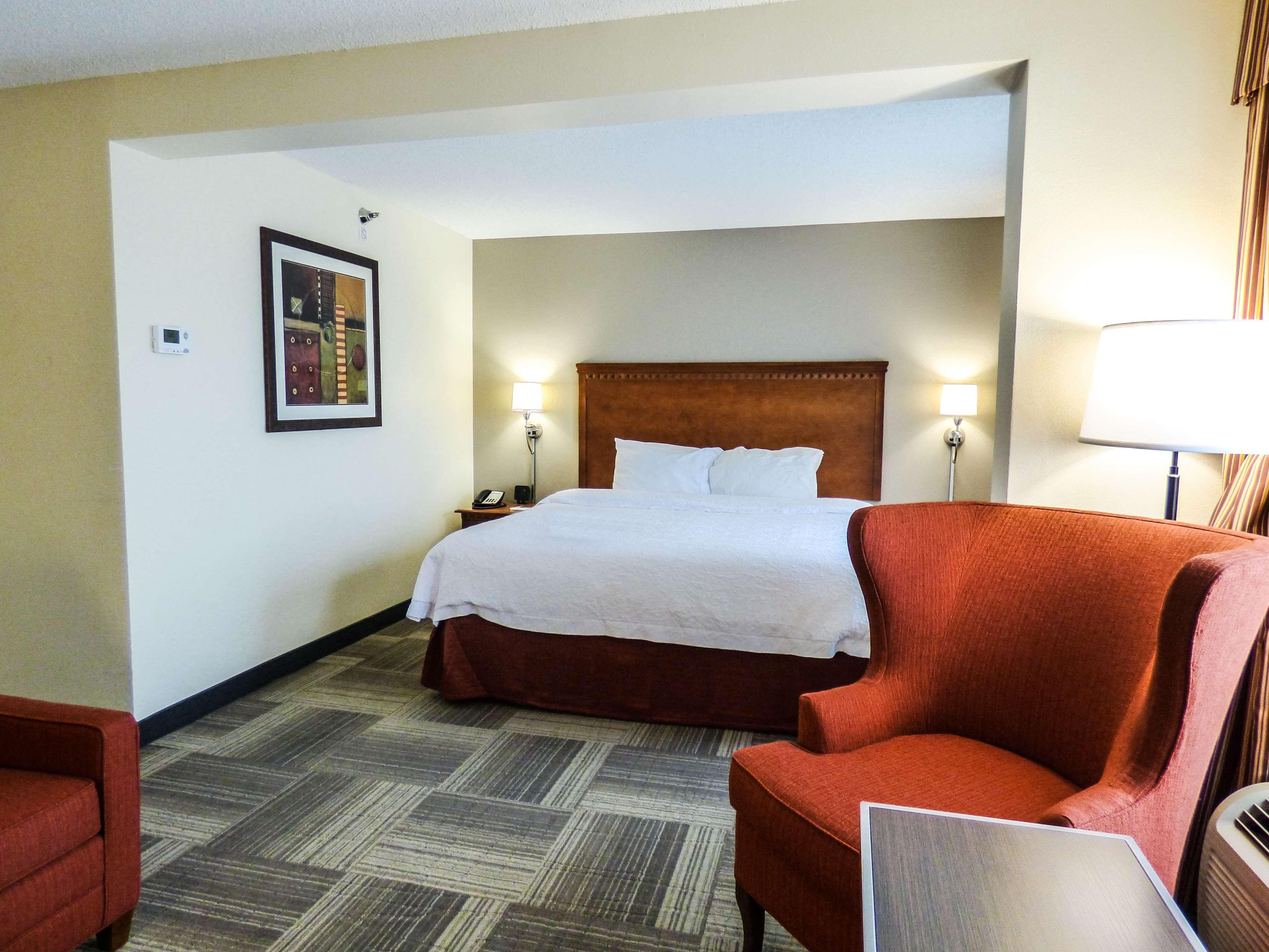 Hampton Inn Charleston-Southridge מראה חיצוני תמונה