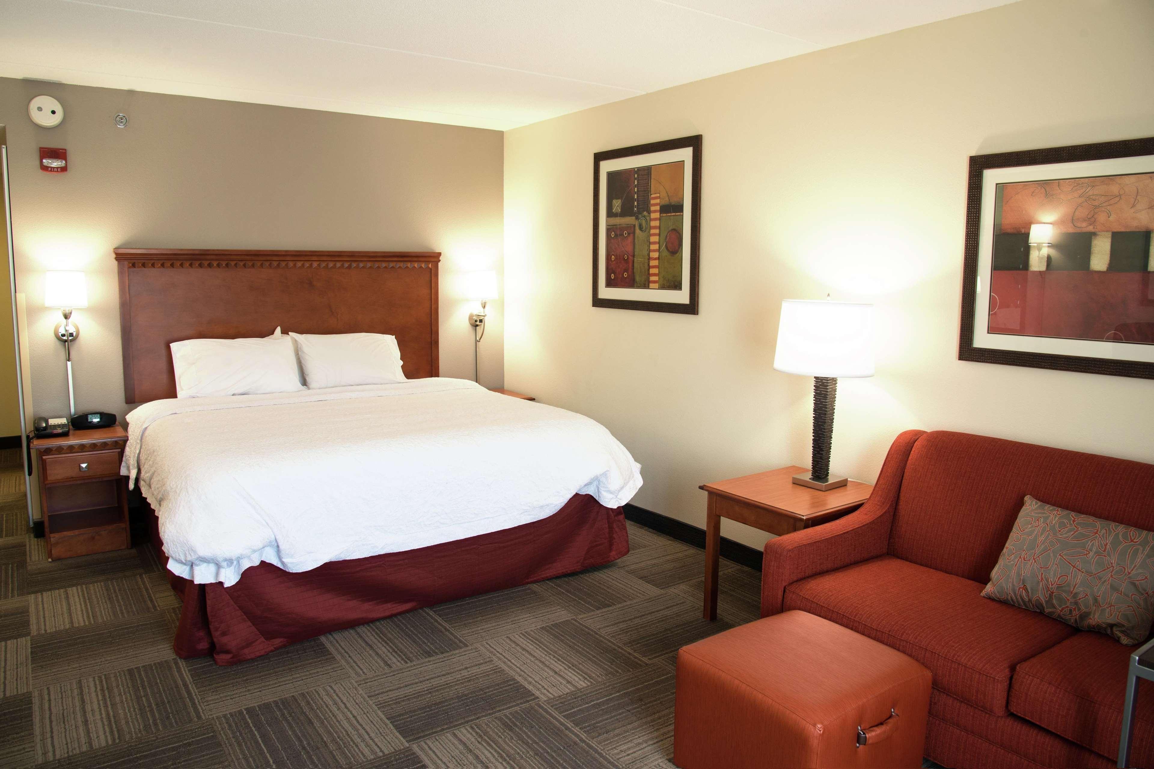 Hampton Inn Charleston-Southridge מראה חיצוני תמונה