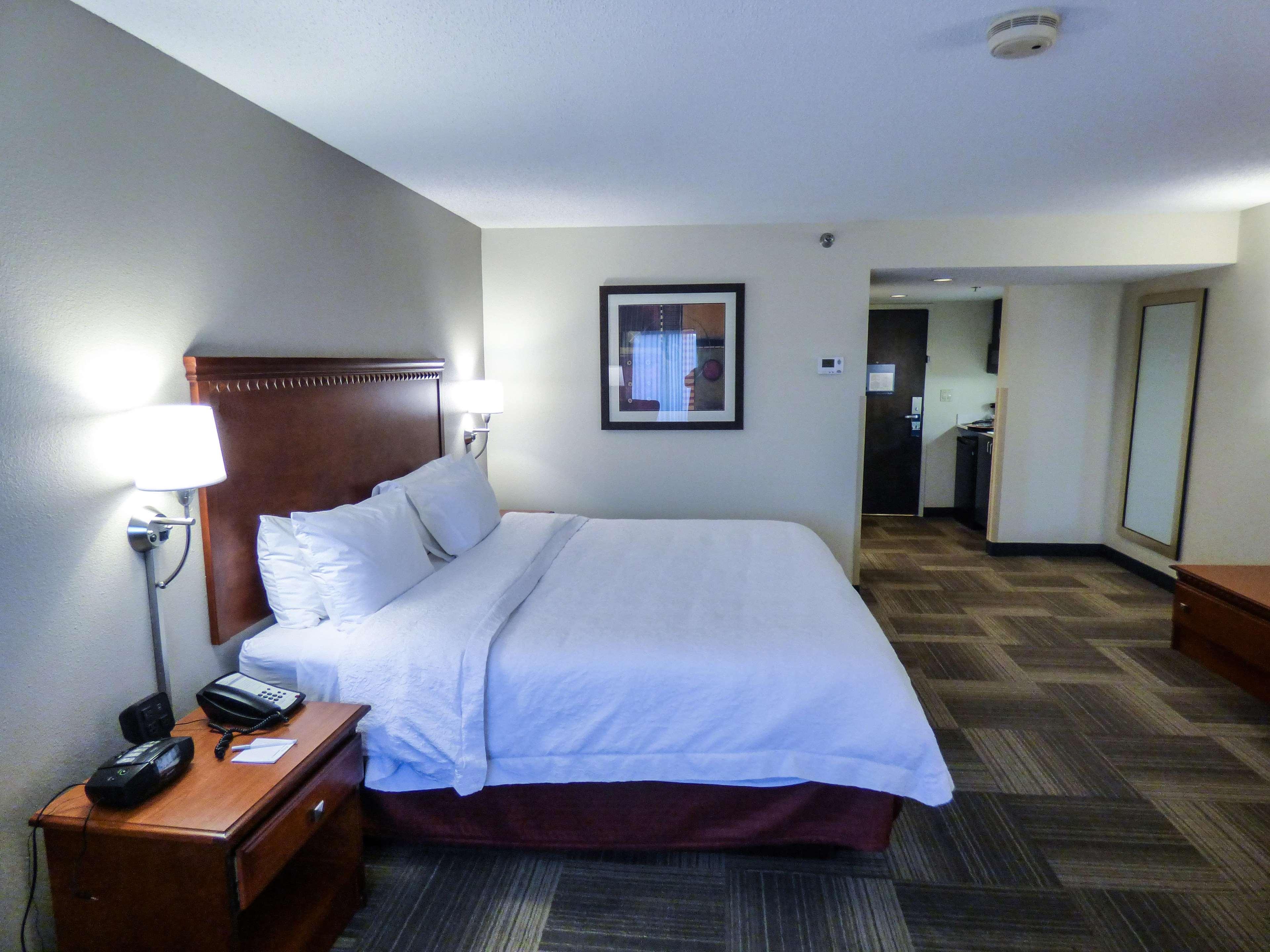 Hampton Inn Charleston-Southridge מראה חיצוני תמונה
