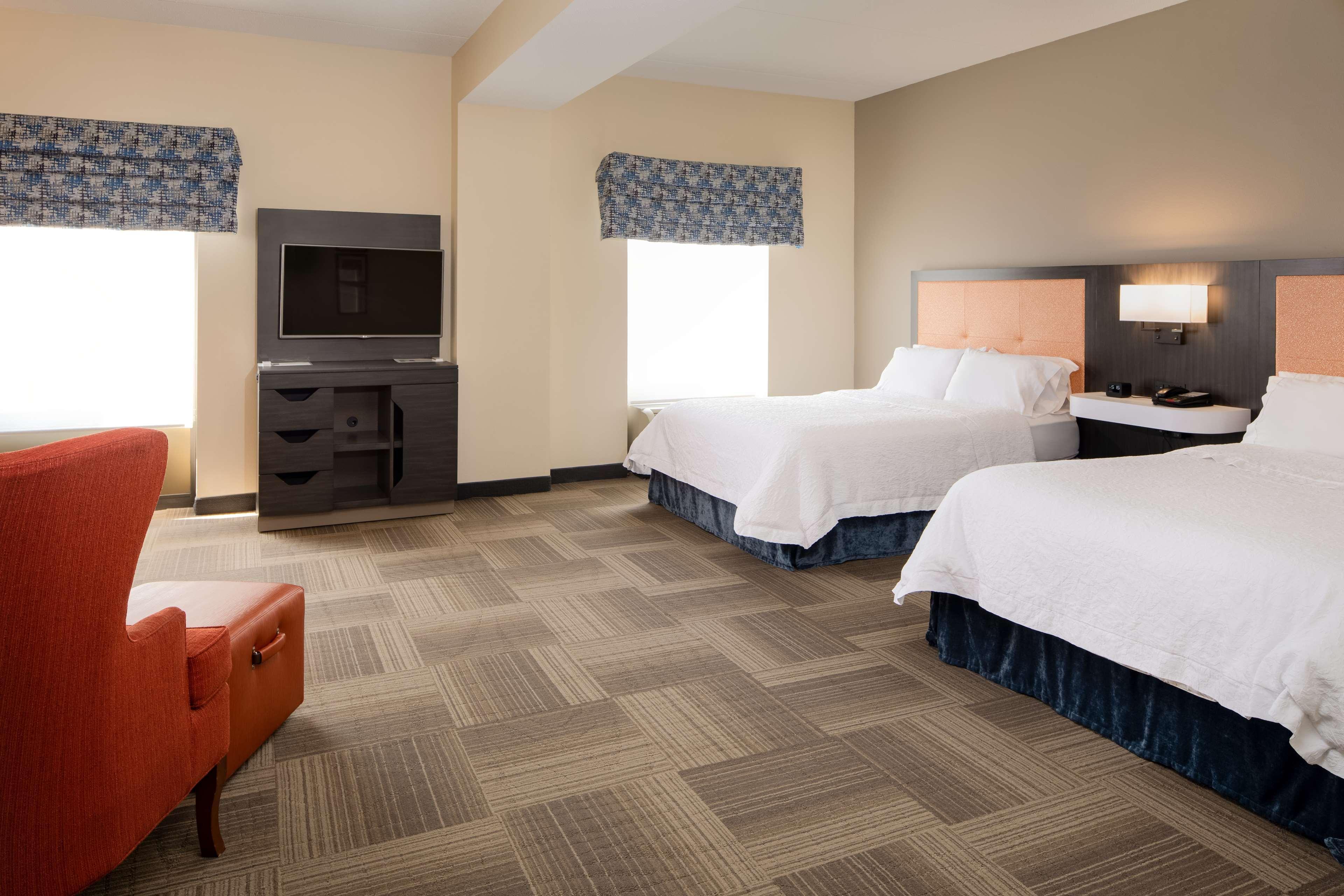 Hampton Inn Charleston-Southridge מראה חיצוני תמונה