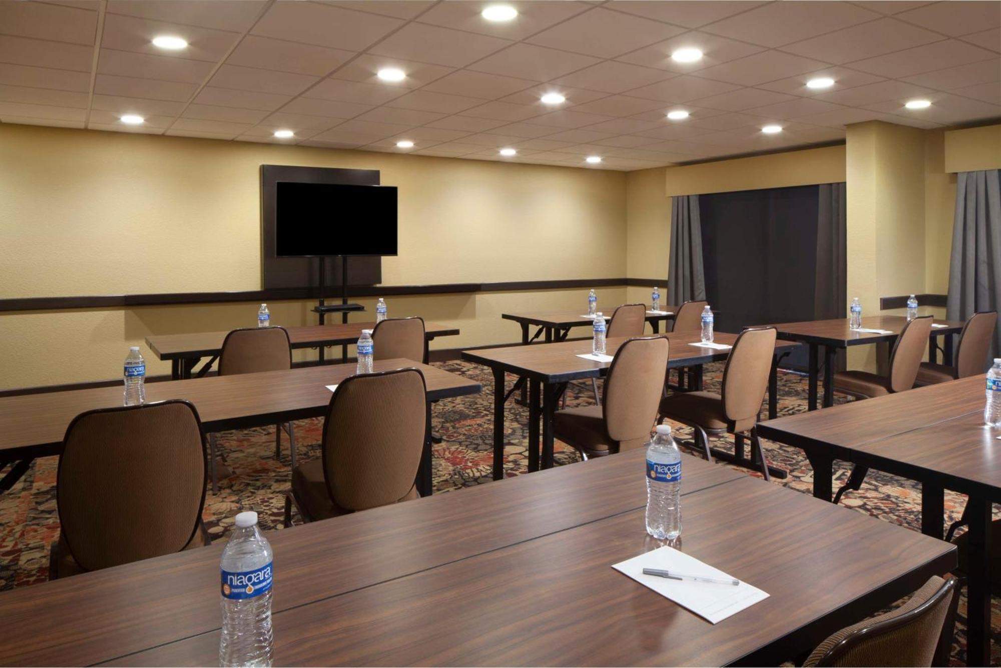 Hampton Inn Charleston-Southridge מראה חיצוני תמונה