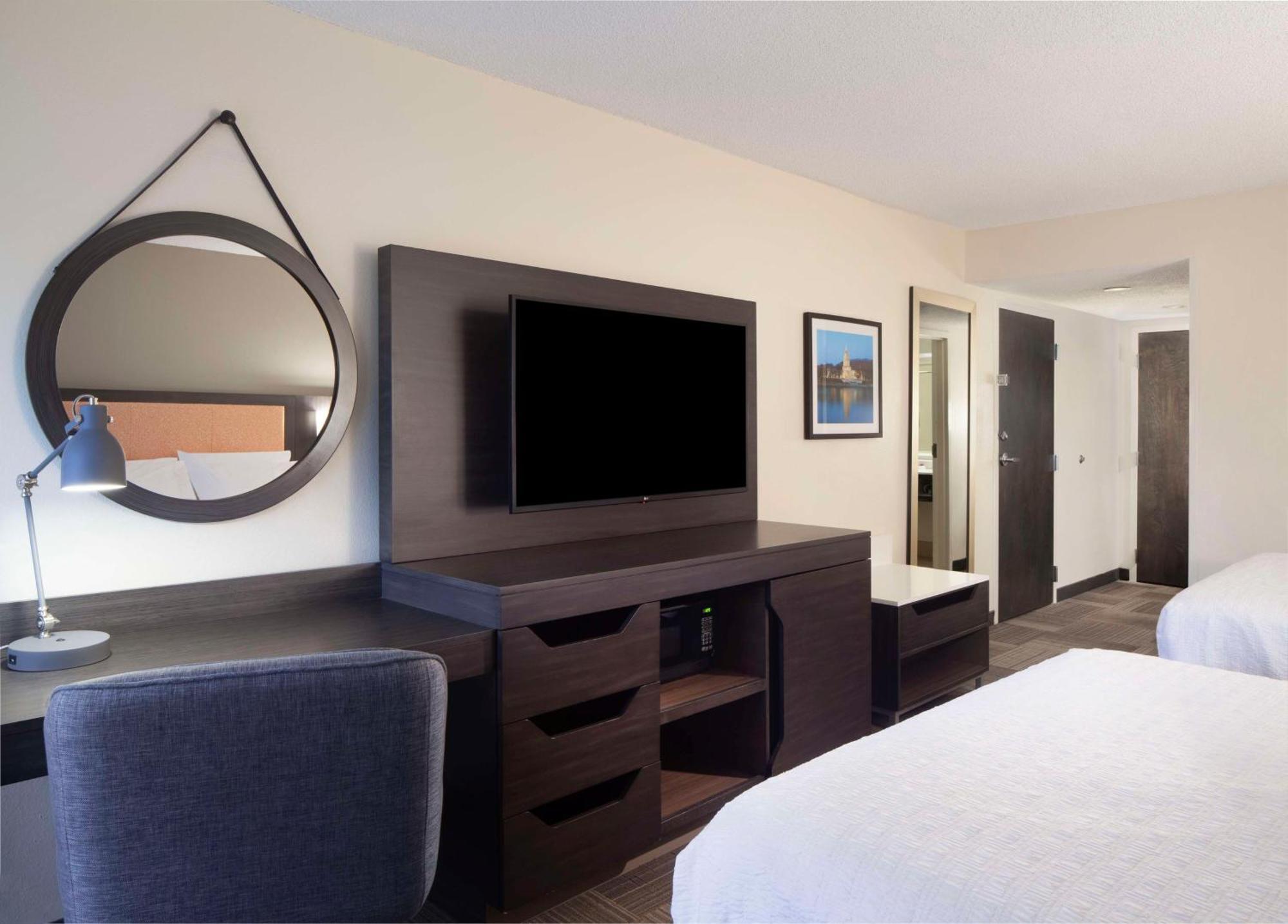 Hampton Inn Charleston-Southridge מראה חיצוני תמונה