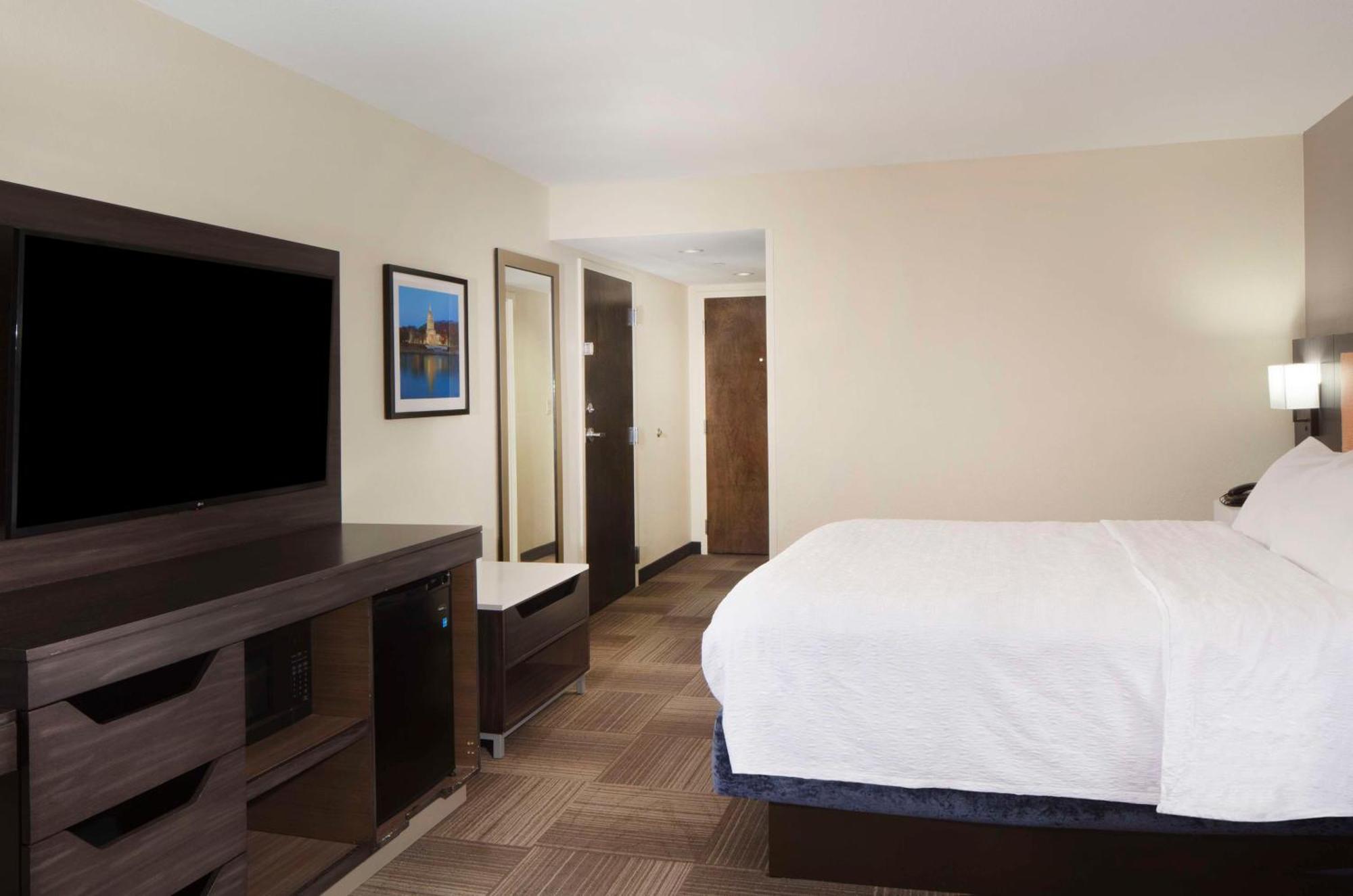 Hampton Inn Charleston-Southridge מראה חיצוני תמונה