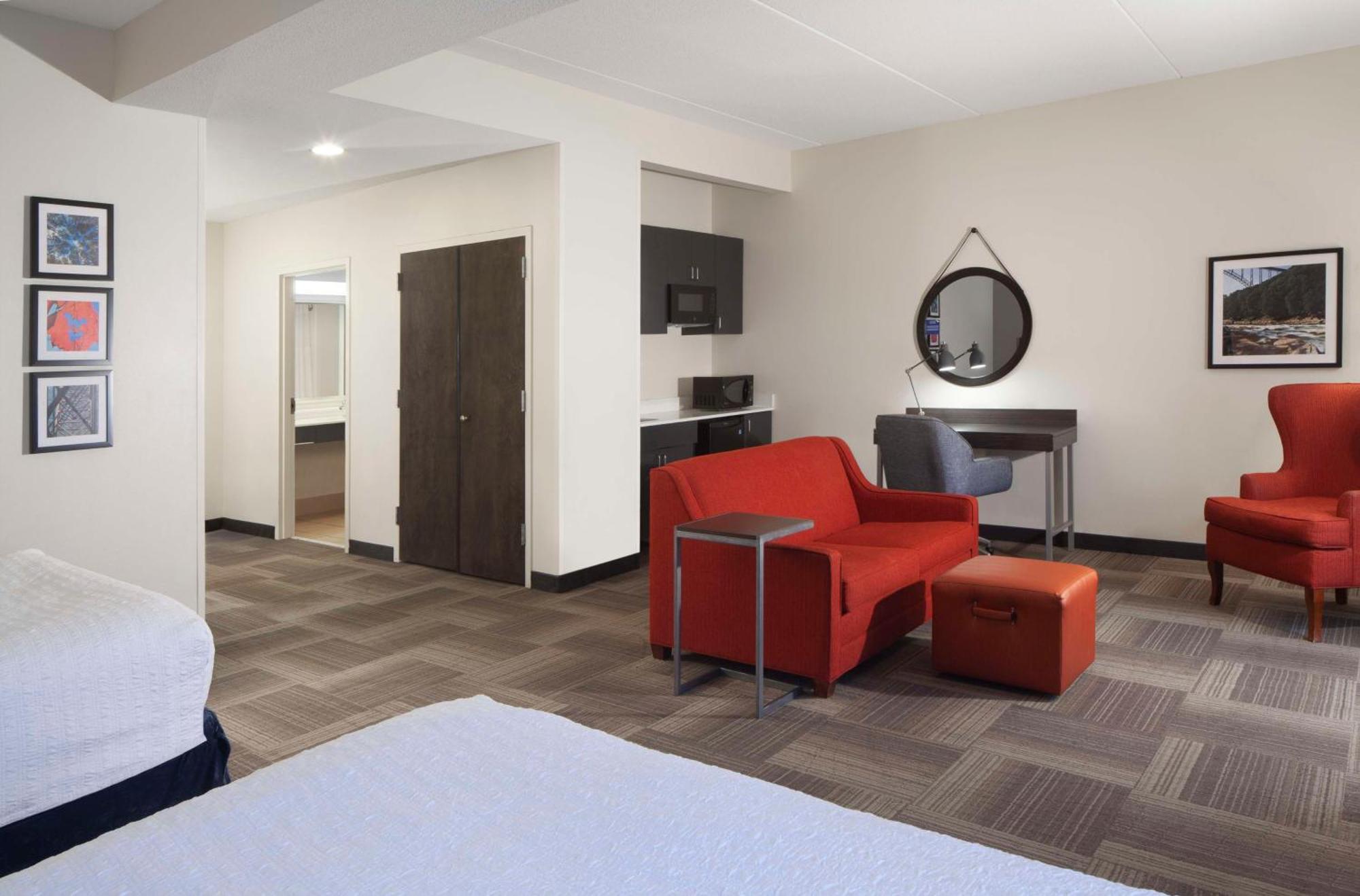 Hampton Inn Charleston-Southridge מראה חיצוני תמונה