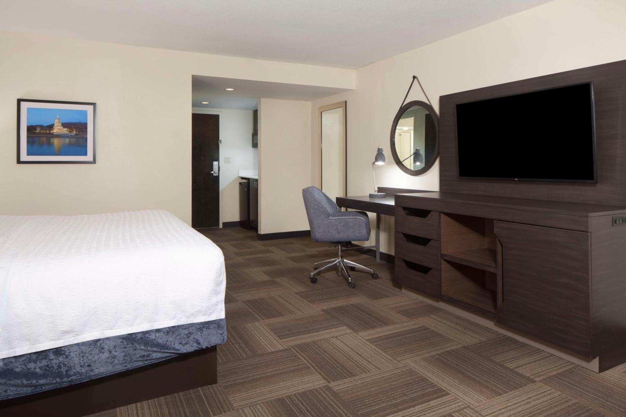 Hampton Inn Charleston-Southridge מראה חיצוני תמונה